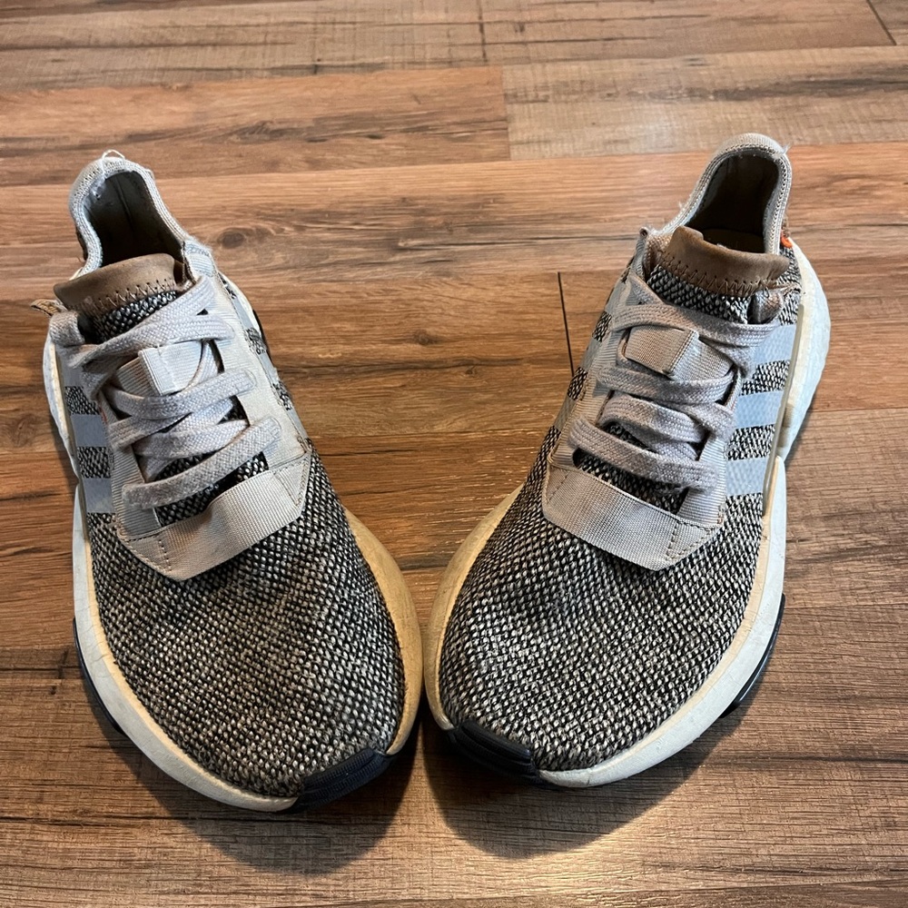 Men's Knit Running Sneakers in Brown and Cream